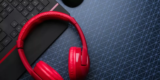 What Are the Top Headsets for Cross-Platform Gaming?